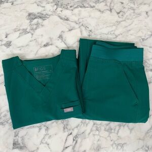 Full Set Figs Scrubs in Hunter Green Straight Leg Pants XS Style 1661